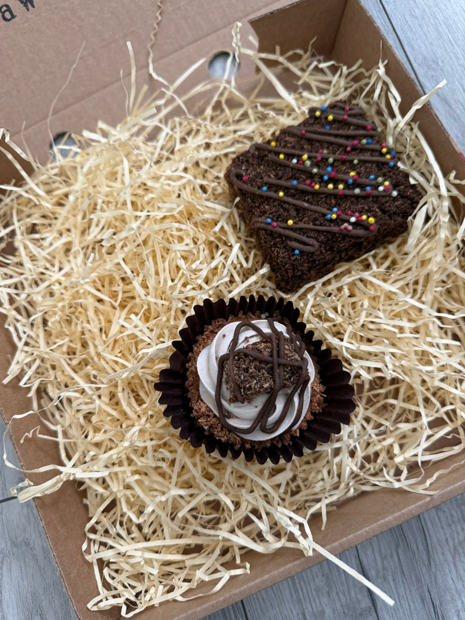 Luxury Treat Box 2 items